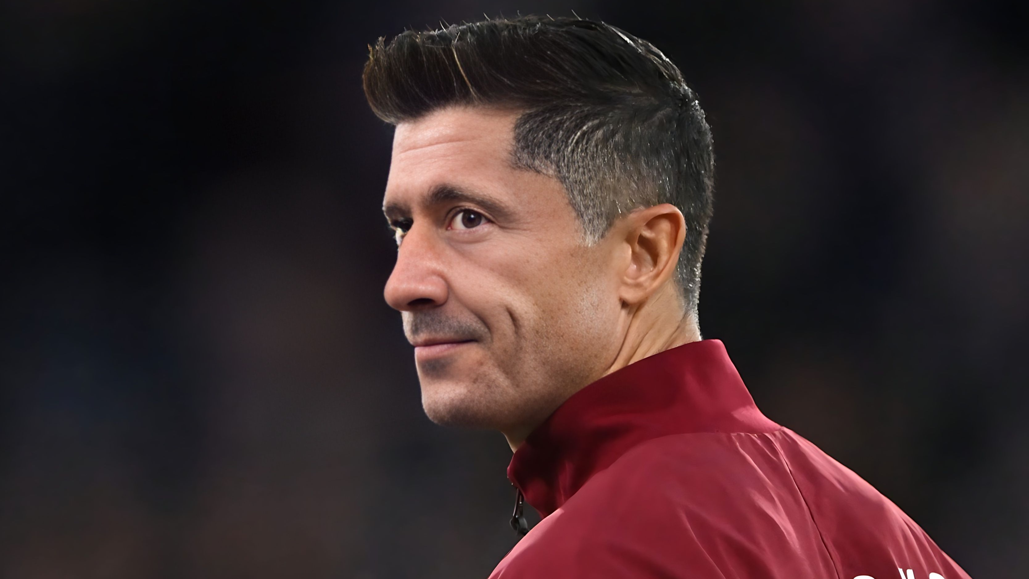 爱游戏-莱万多夫斯基迎来十赛季高光表现，法国队球迷沸腾！的简单介绍